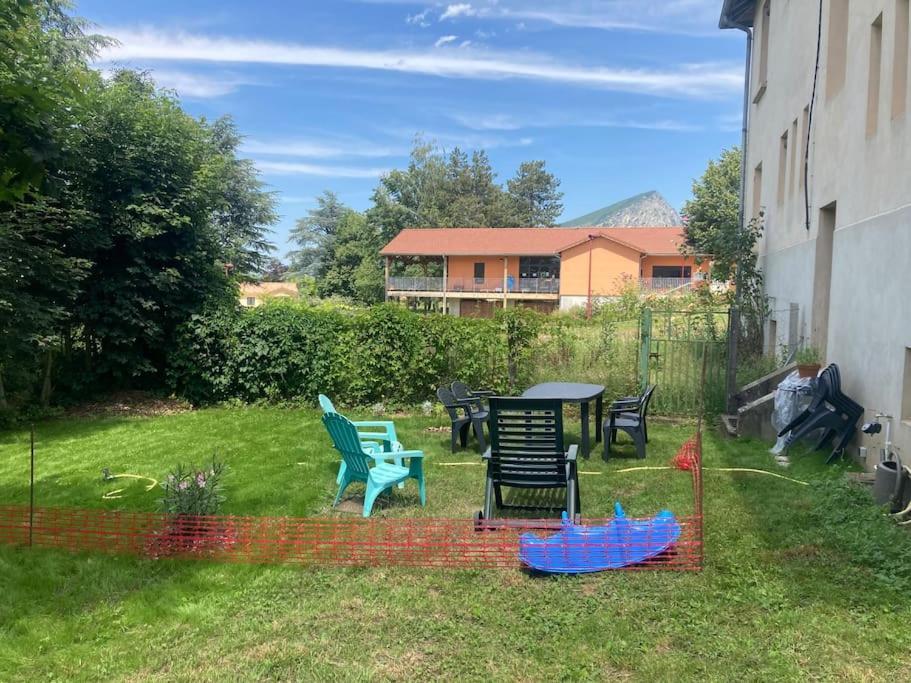 Logement Cosy Et Jardin Saint-Laurent-en-Royans المظهر الخارجي الصورة
